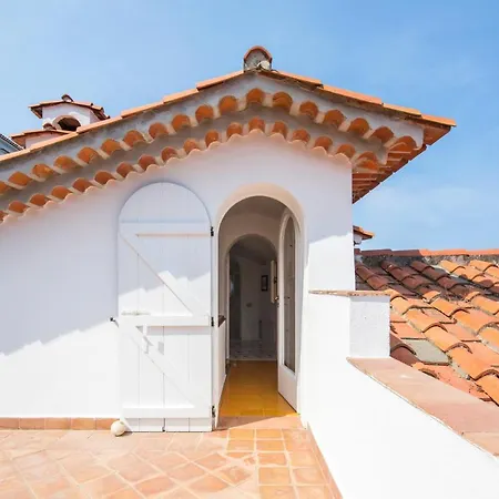 Estate4home - Bouganville *